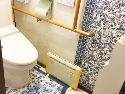 お客様施工事例　～トイレスペースを増築して増えた部分に壁紙を～